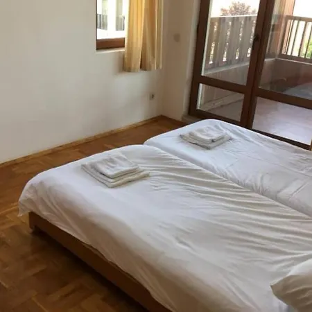Villa 3 Bedroom Villa With Private Pool & Bbq Burgas