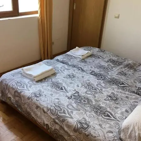 Villa 3 Bedroom Villa With Private Pool & Bbq *